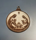 Boule de Noël en bois gravée -