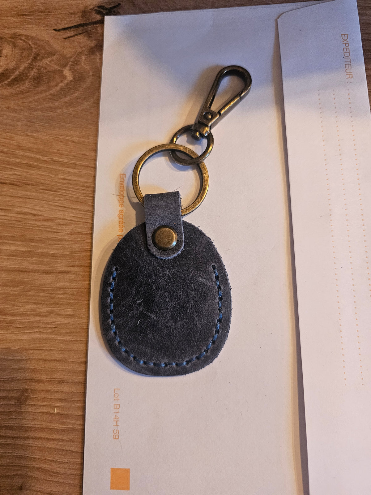 Porte-clé personnalisé en cuir véritable gravé