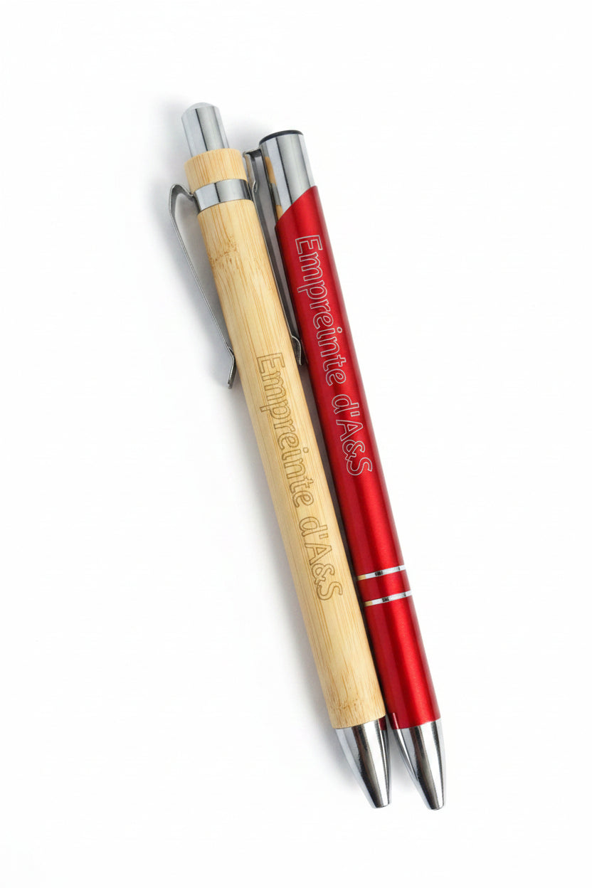 Stylo gravé personnalisé – Bambou ou Métal