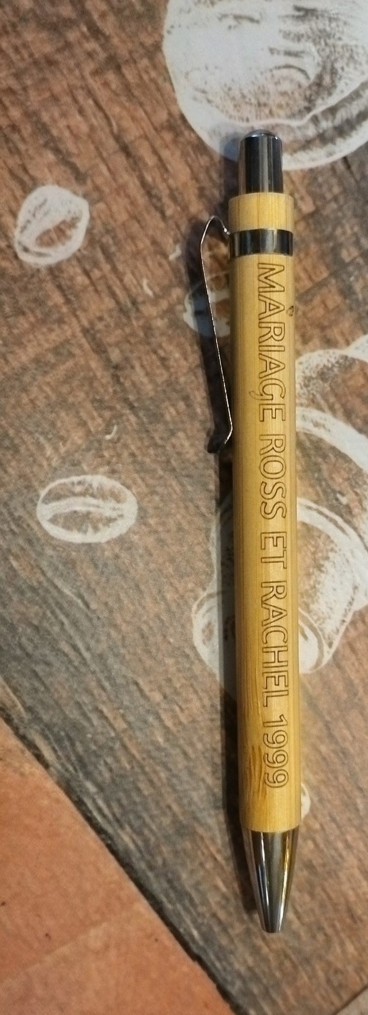 Stylo bambou gravé personnalisé – Mariage, Baptême, Communion & Événements