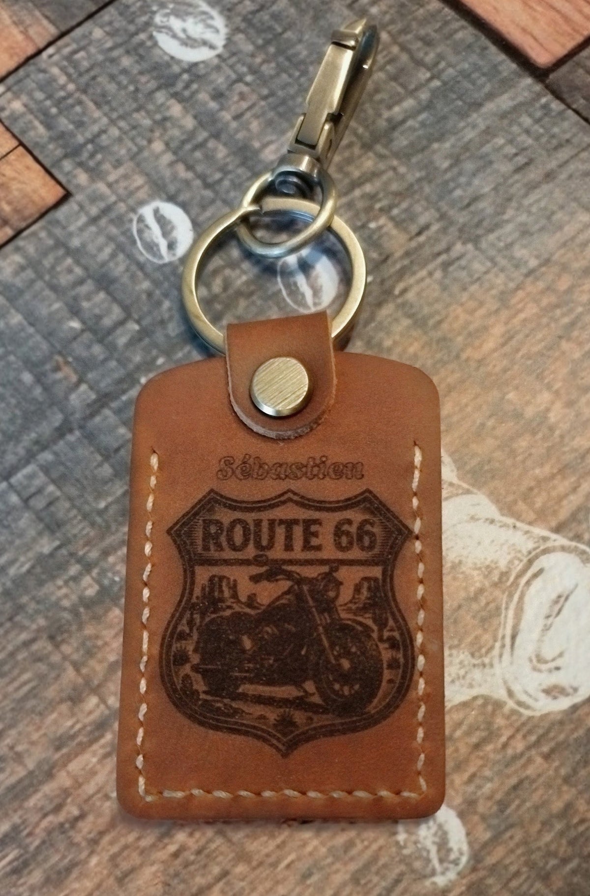 Porte-clé personnalisé en cuir véritable gravé